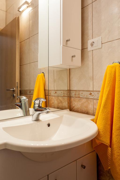 Apartments Toni Omis Room photo